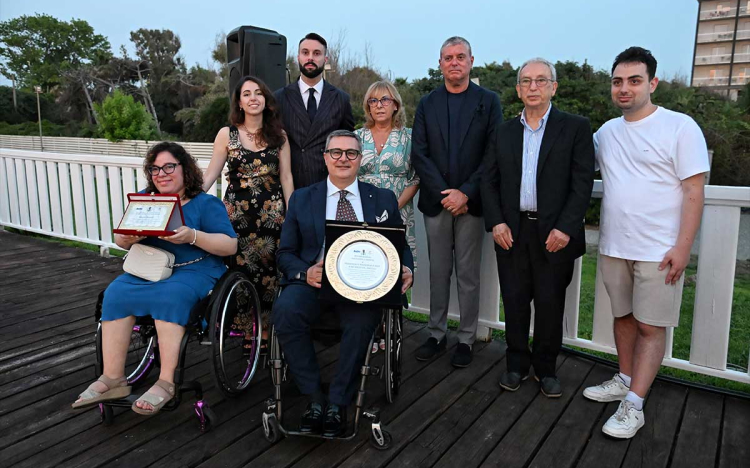 XXI MEMORIAL “GIOVANNI CARESSA”  CERIMONIA DI CONSEGNA DEI PRIMI A VINCENZO FALABELLA E MARTA RUSSO